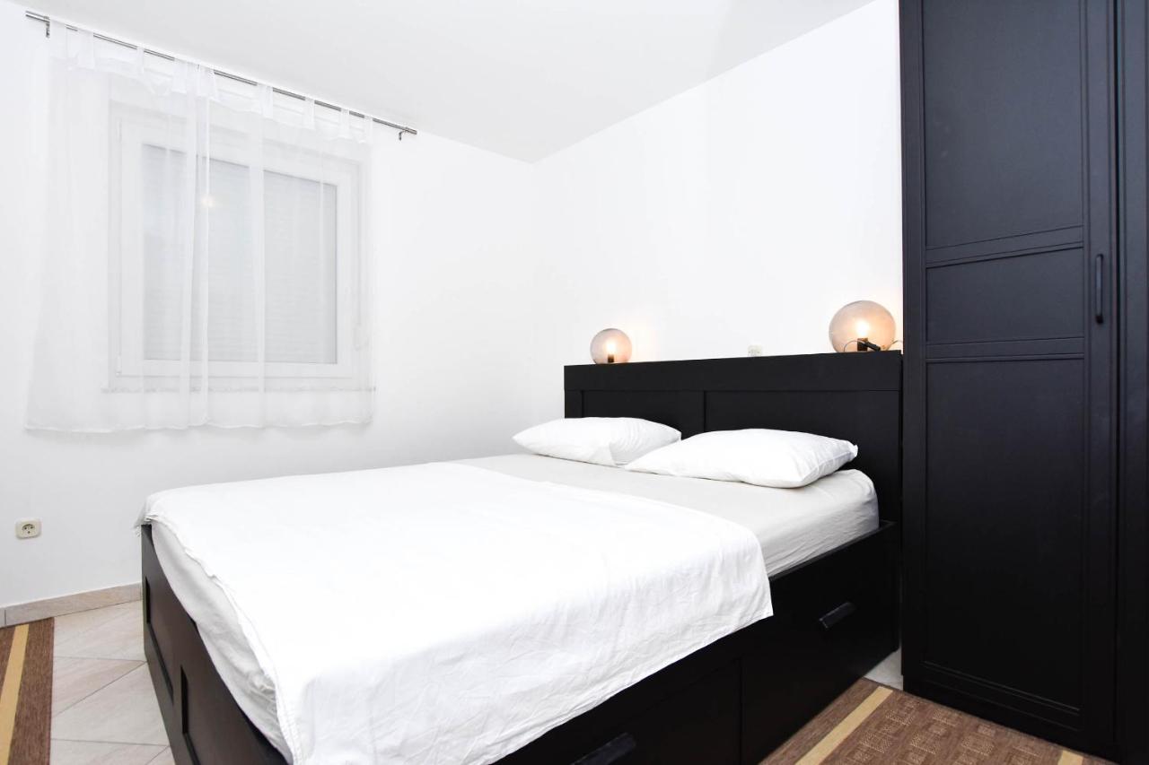 Apartment Jaspis Biograd Na Moru Eksteriør billede